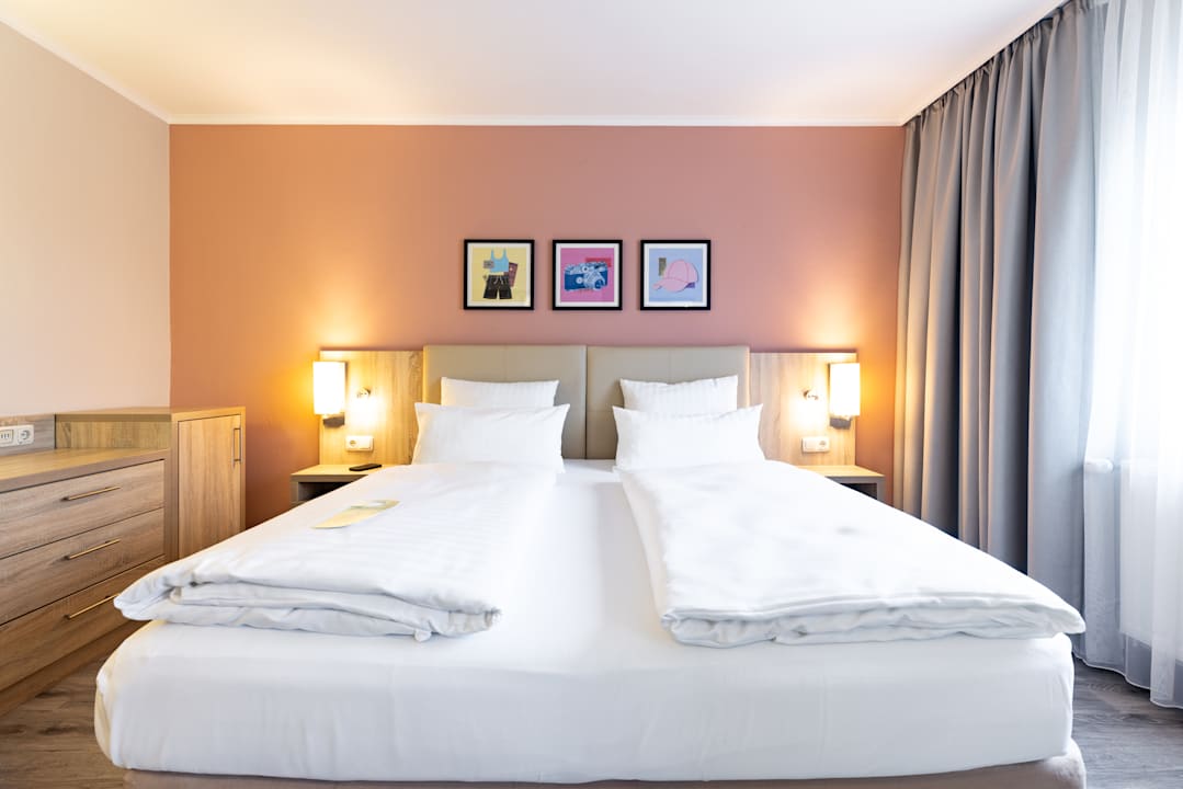 Zimmer Garner Hotel Bremen North by IHG