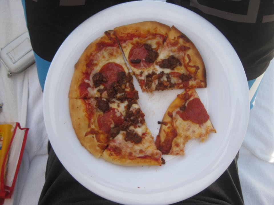 Pizza Sandals Royal Bahamian