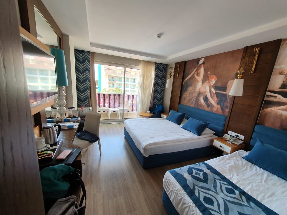 Zimmer Dream World Resort & Spa