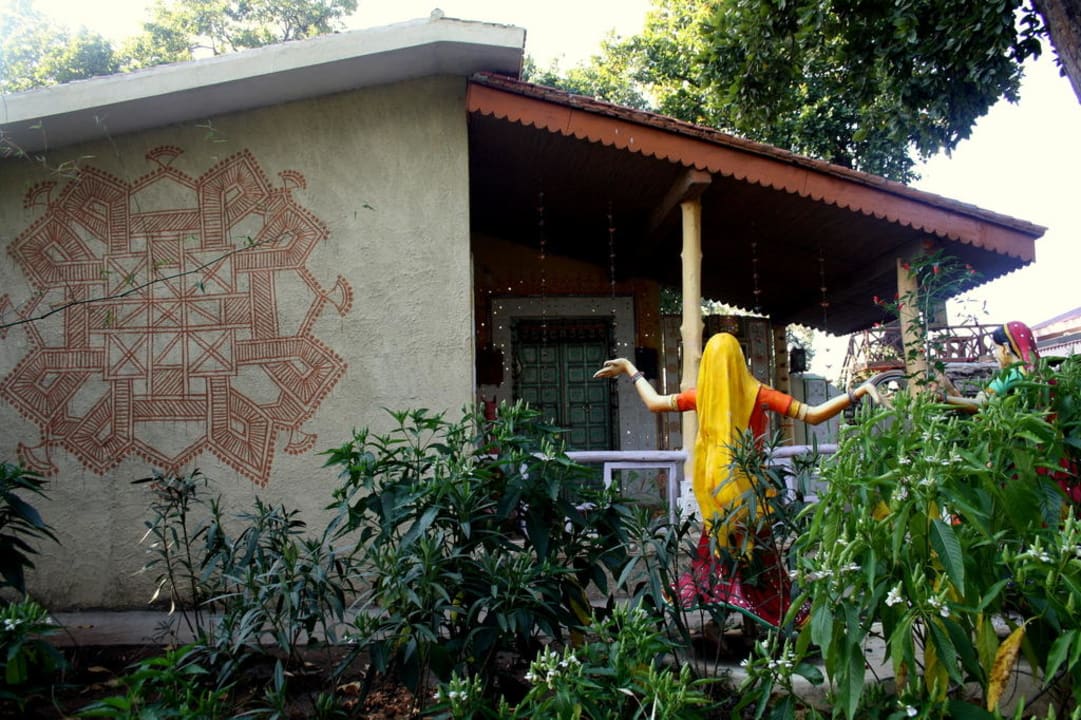 Gujrat House Syna Tiger Resort