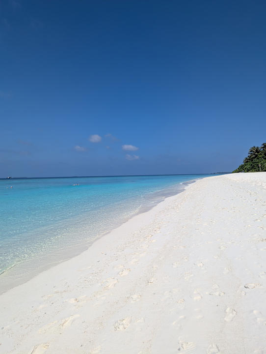 Strand Ifuru Island Resort Maldives