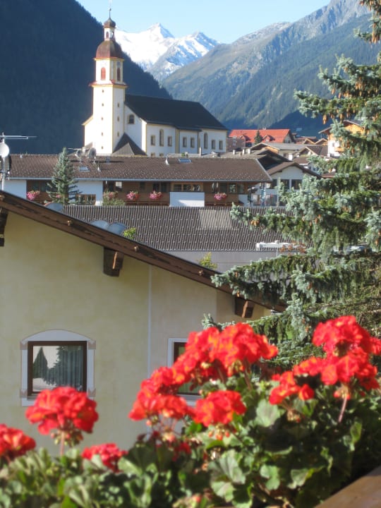Blick vom Balkon zum Gletscher Hotel Der Stubaierhof Neustift