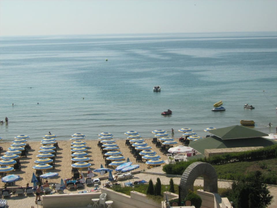 Widok na plażę i morze Hotel Bilyana Beach