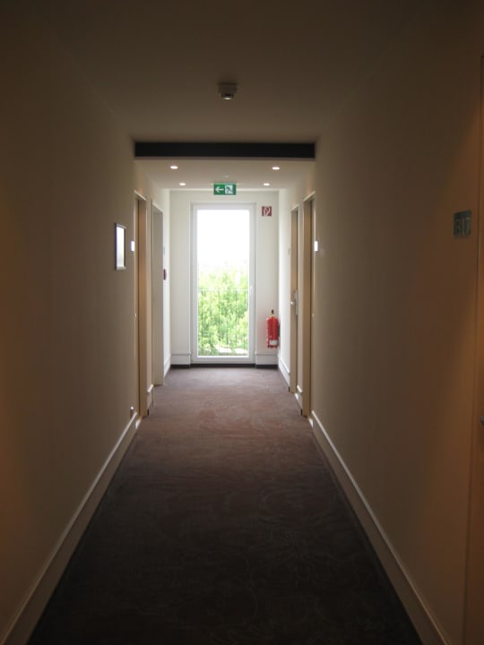 Flur Motel One München-Garching