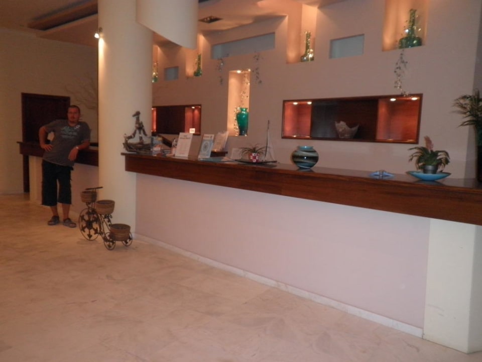 Rezeption Hotel Belussi Beach