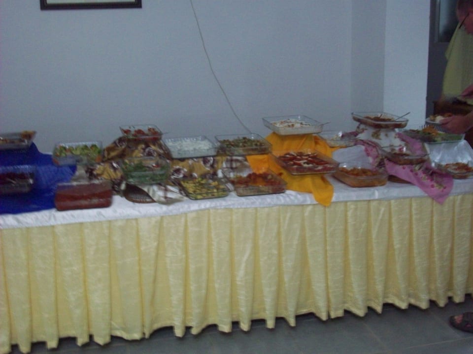Kaltbuffet 21:00 Uhr Hotel Nazar Garden