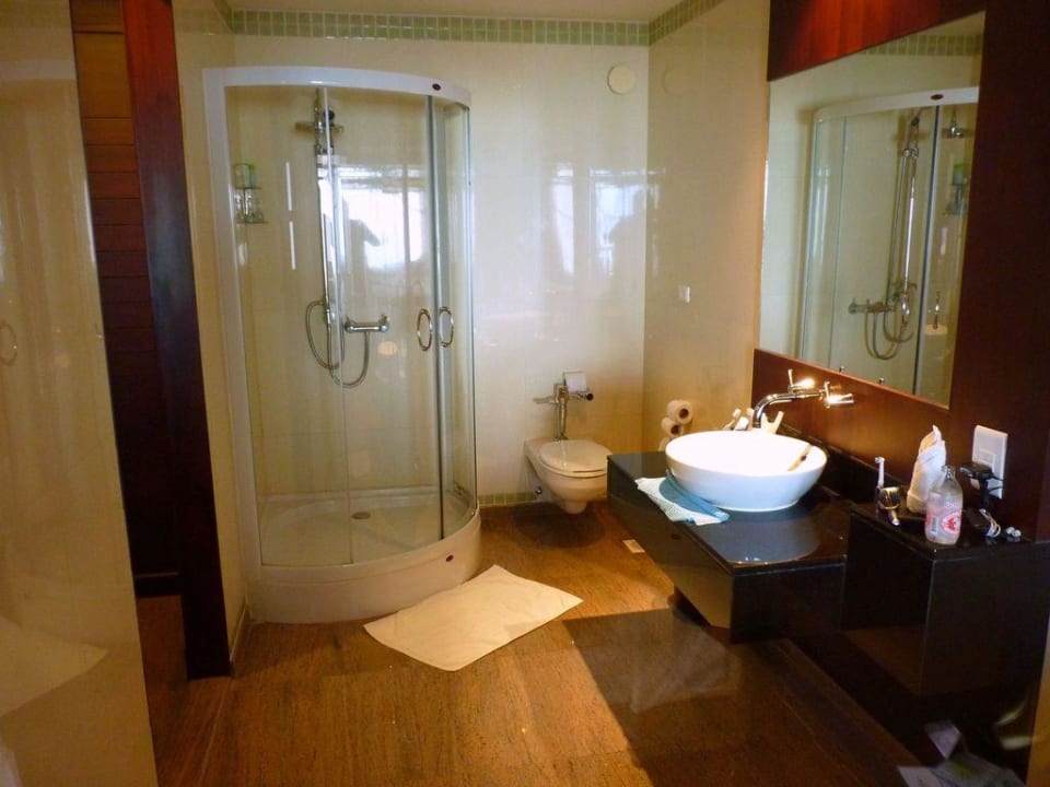 Das Badezimmer Hotel Grand Pacific Sovereign Resort & Spa