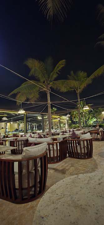 Gastro Salalah Rotana Resort