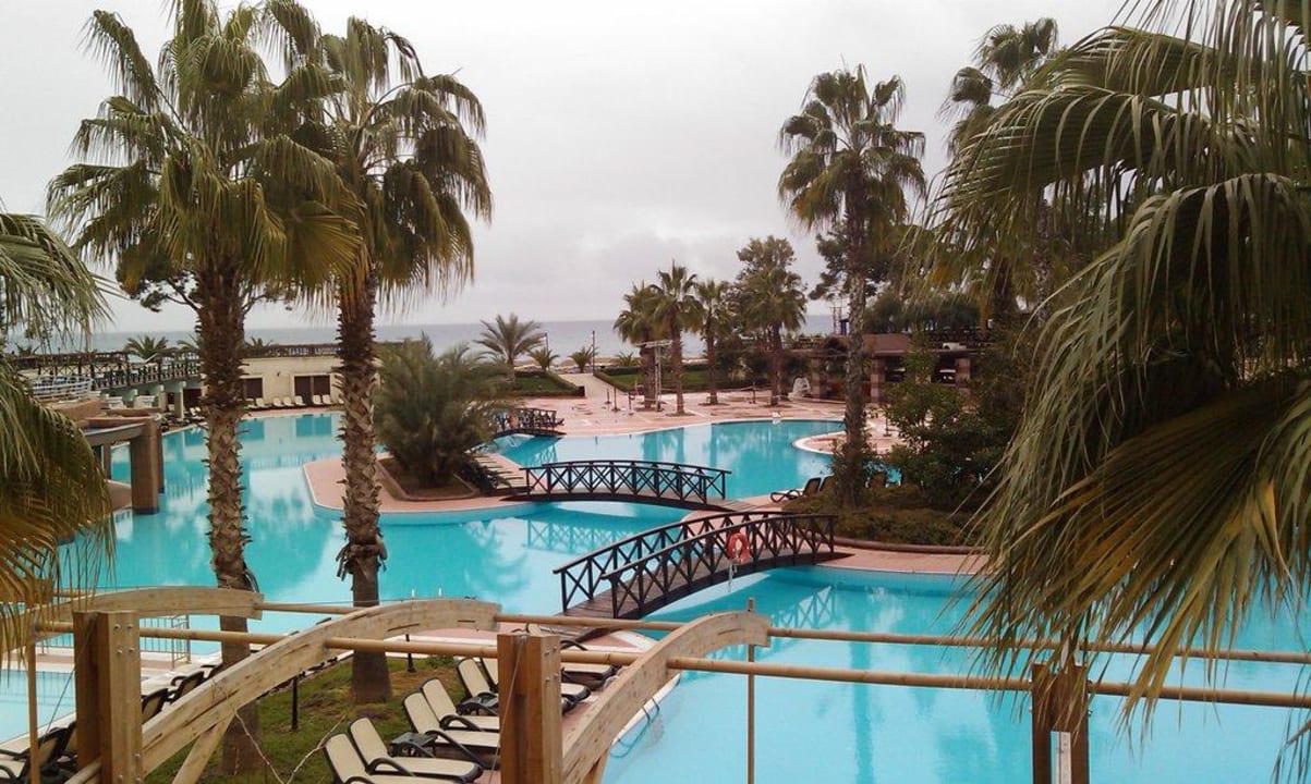 Swimming pool Rixos Premium Tekirova