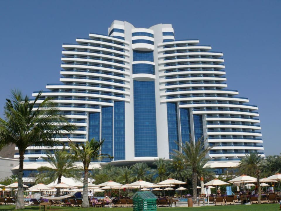 Le Meridien Al Aqah Beach Resort Hotel Le Meridien Al Aqah Beach Resort