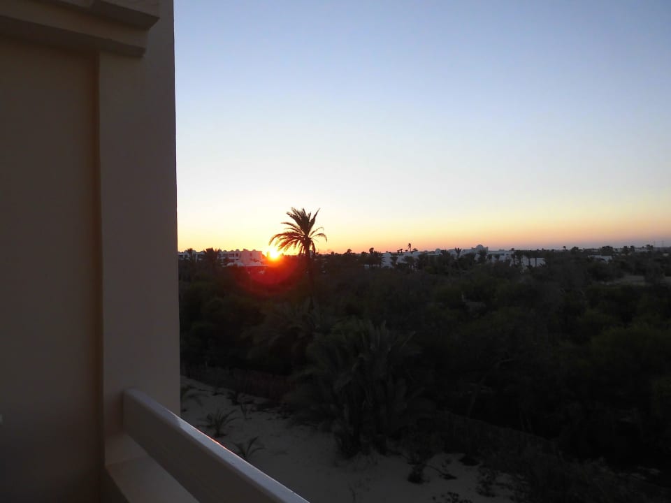 Sonnenuntergang vom Zimmer aus Iberostar Waves Mehari Djerba