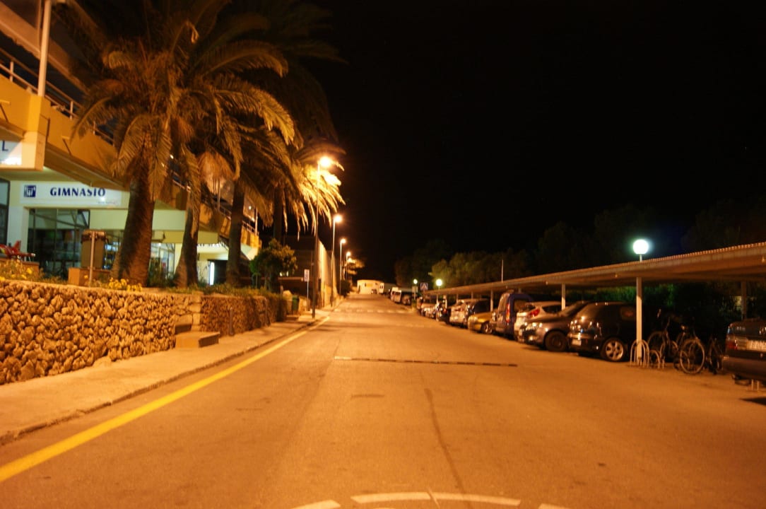 Straße vom Hotel Sun Club Eldorado