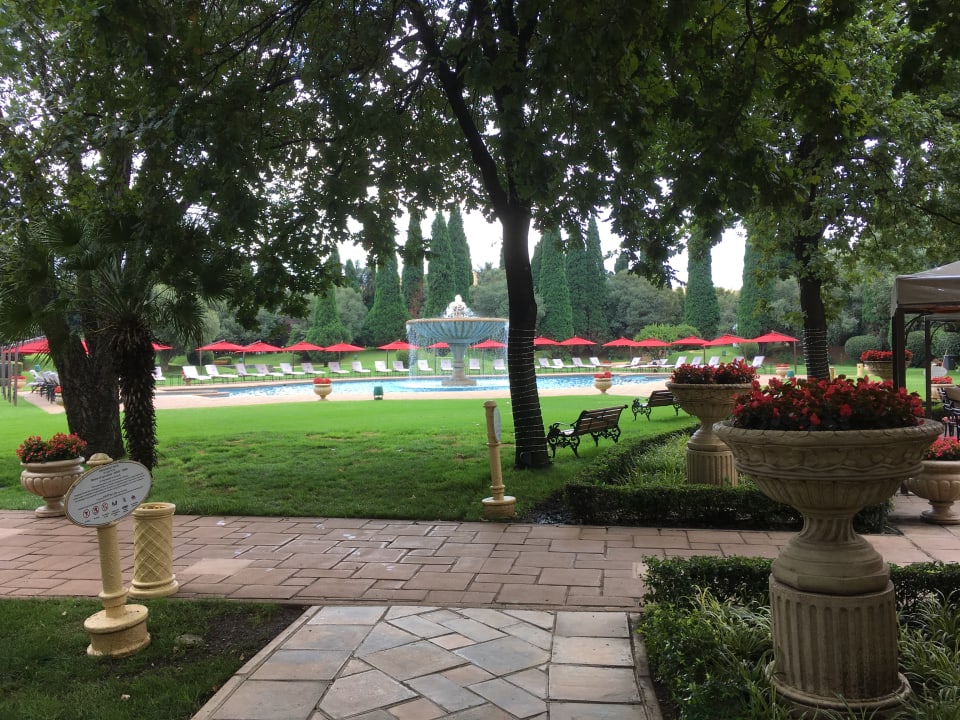 Gartenanlage Hotel Peermont D'oreale Grande at Emperors Palace