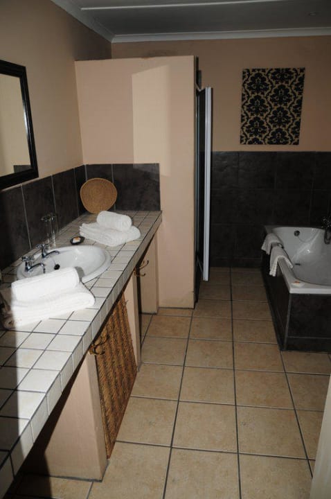 Bad Hotel Lidiko Lodge