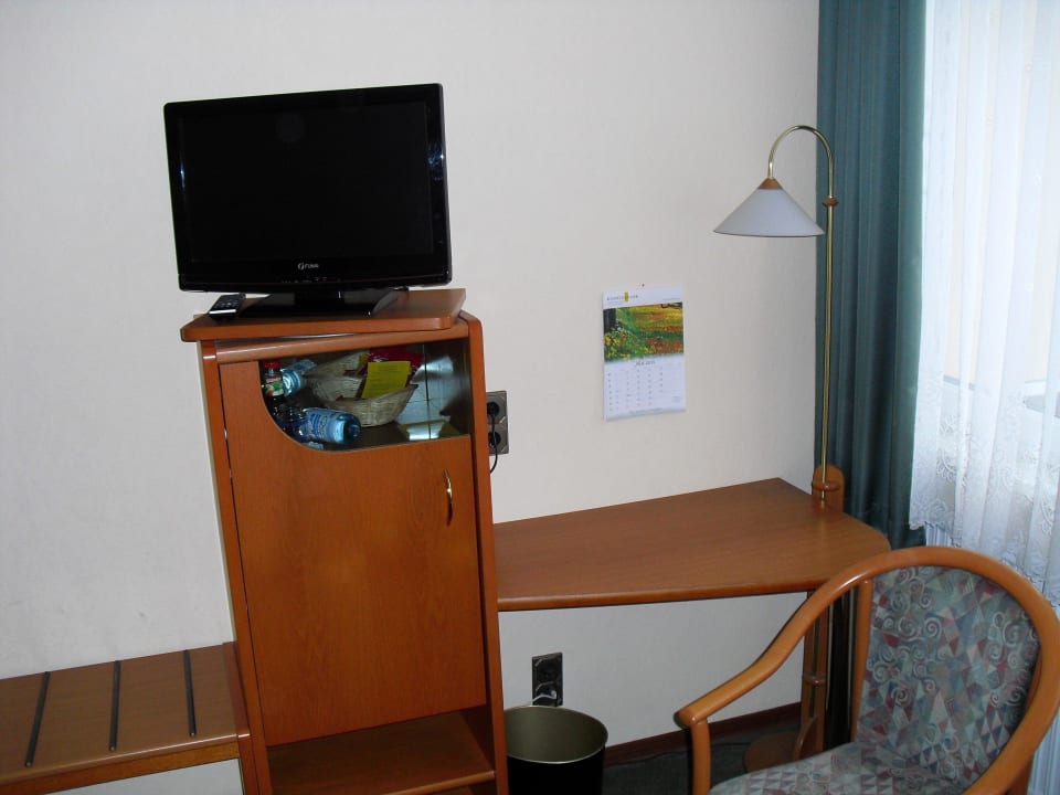 Minibar und Kleibild-TV Hotel Zum alten Brauhaus