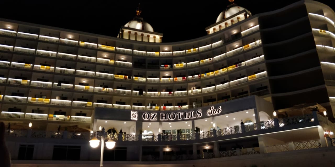 Außenansicht Oz Hotels Sui Resort