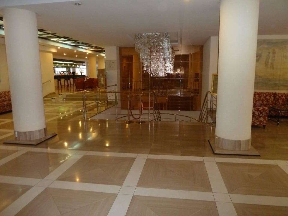 Treppe zum Restaurant Welikehotel Marfil Playa