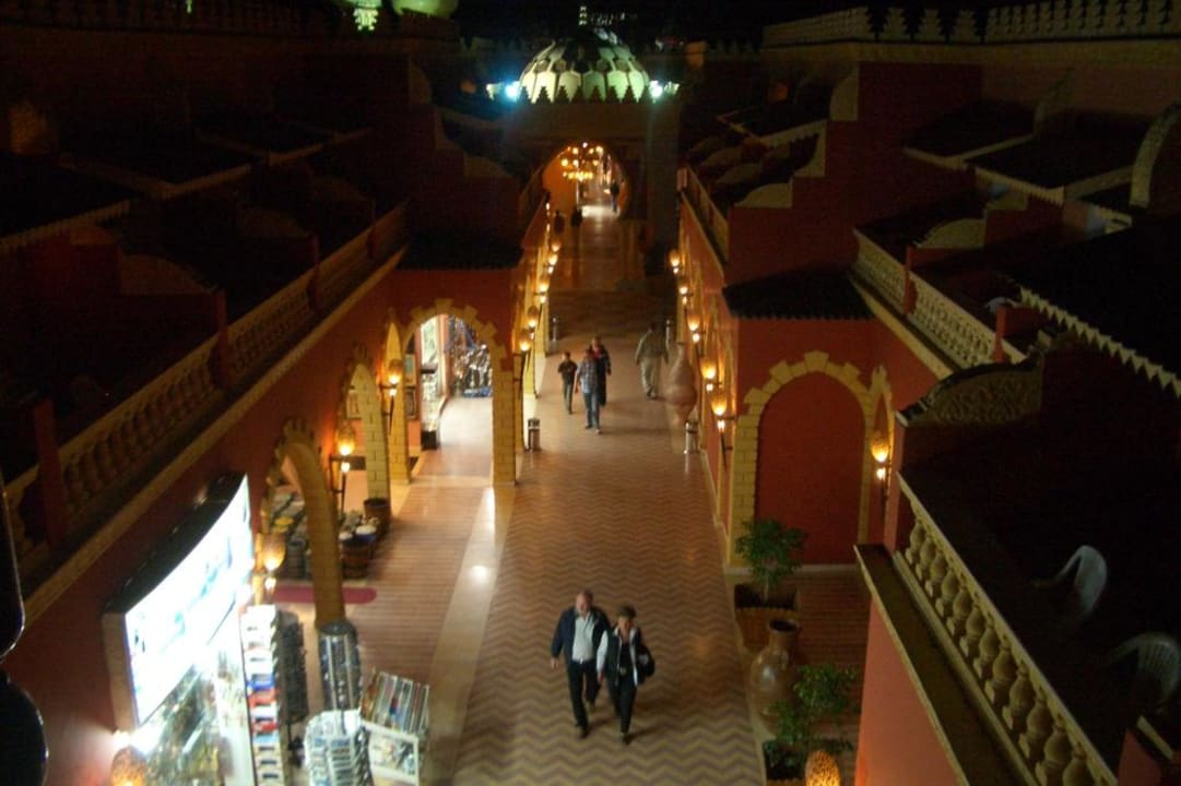 Ladenstrasse im Hotel Pickalbatros Alf Leila Wa Leila Resort - Neverland Hurghada