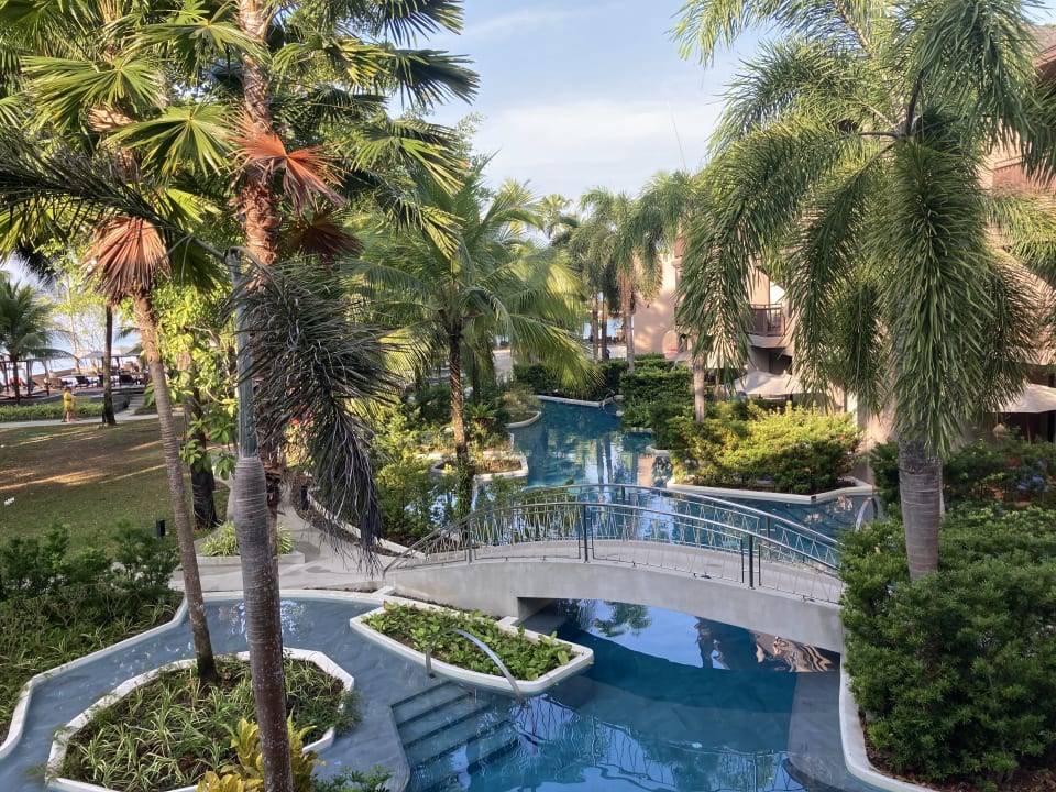 Pool La Flora Khao Lak