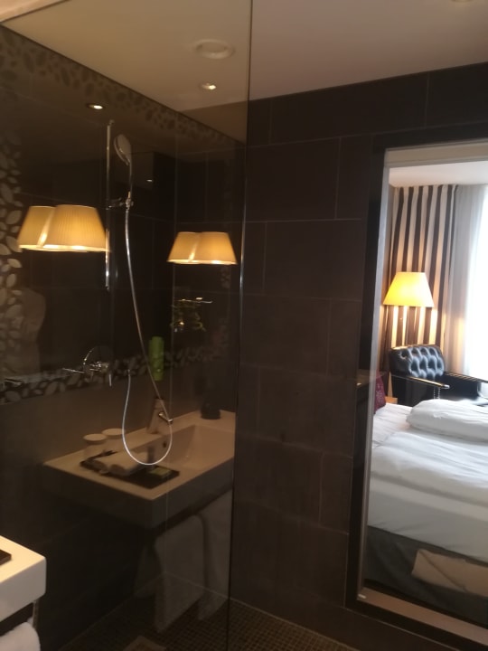 Zimmer Mövenpick Hotel Stuttgart Airport