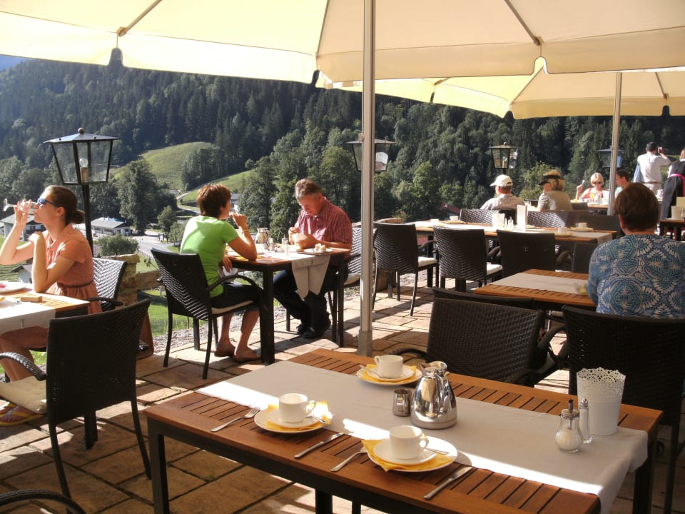 Frühstücksterrasse Berghotel Rehlegg