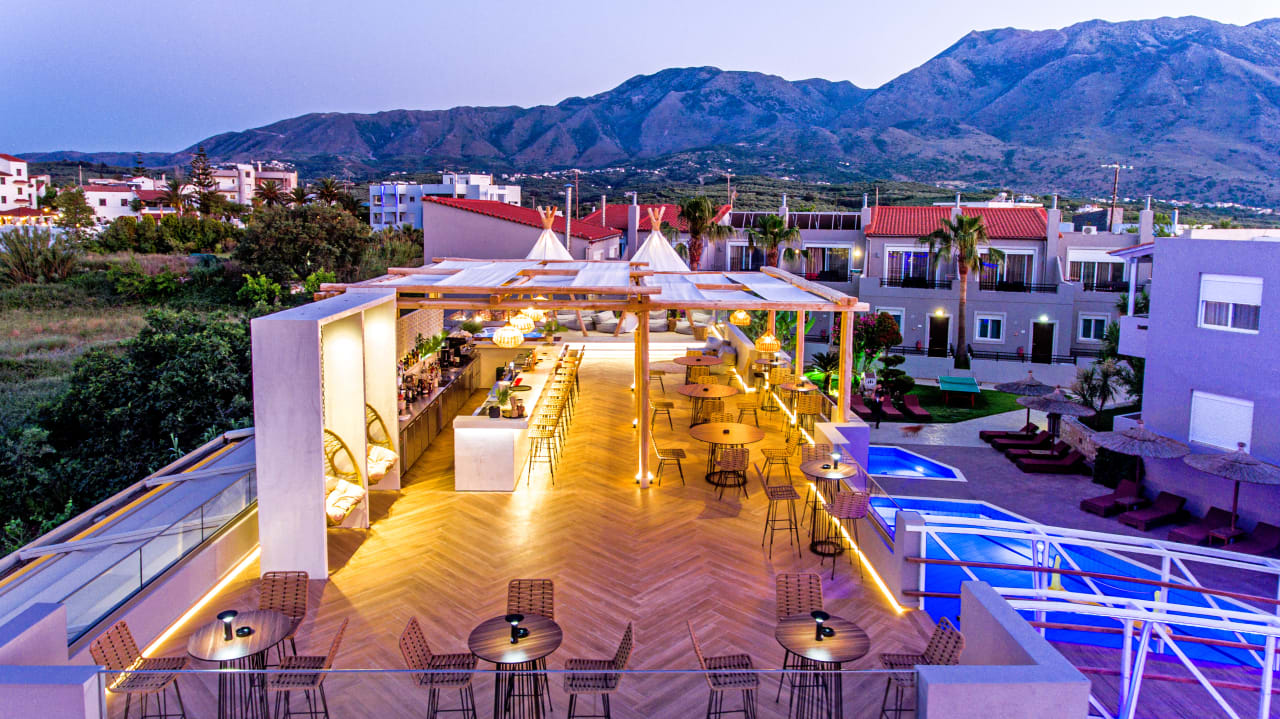 "Ausblick" Sofia Resort Luxury Suites • HolidayCheck