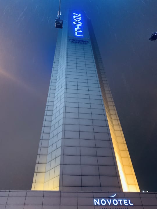 Außenansicht Hotel Novotel Warsaw Centrum
