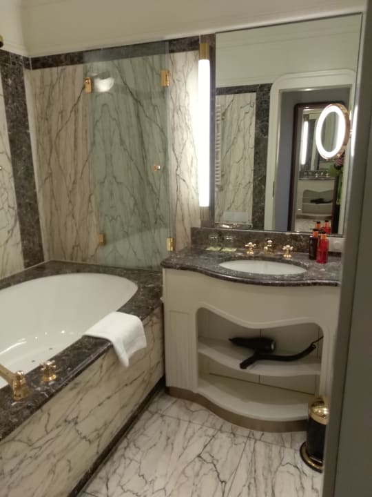 Zimmer Gewandhaus Dresden, Autograph Collection