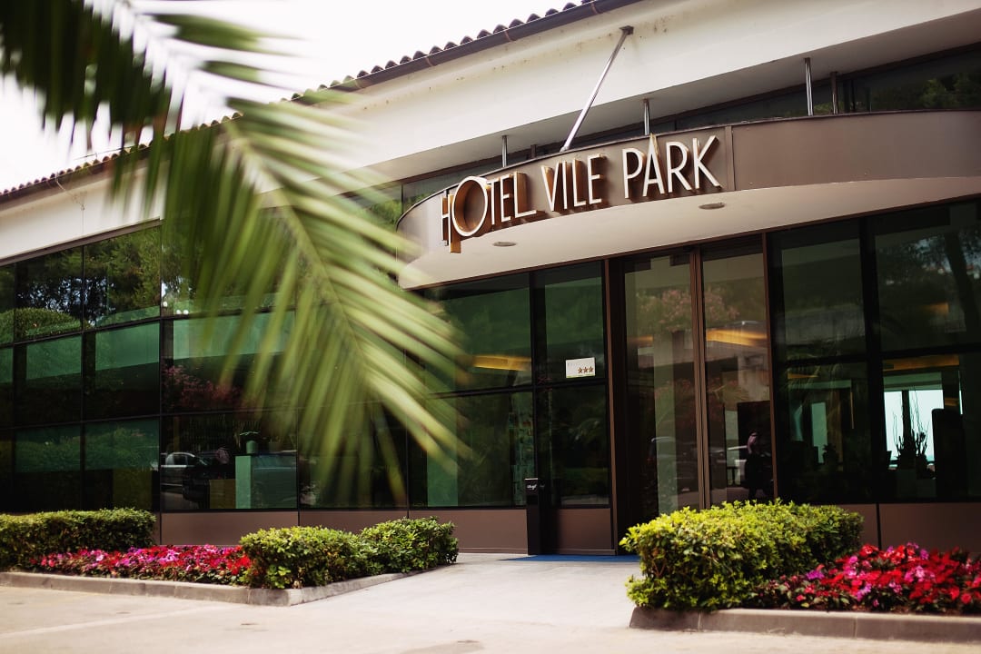 Außenansicht Hotel Vile Park