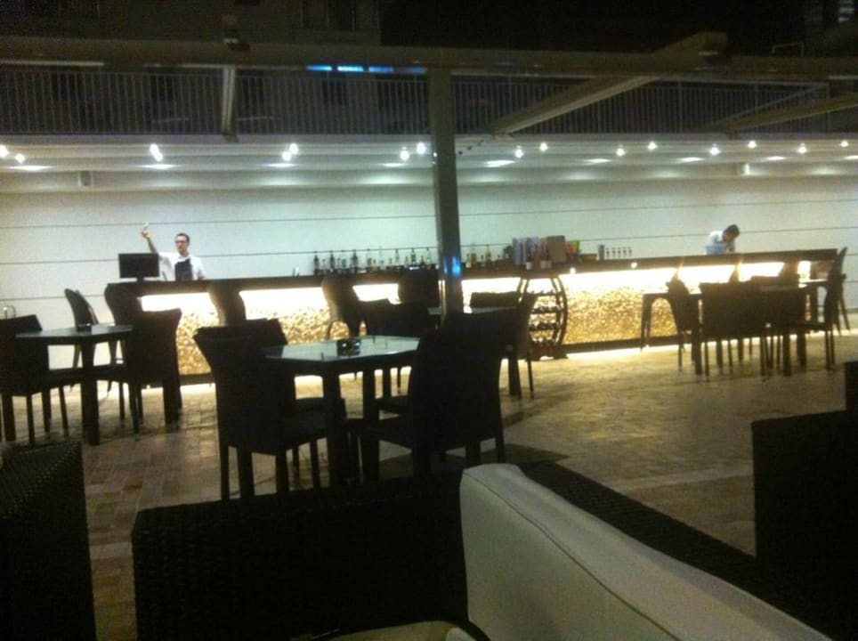 Terrace bar Falcon Hotel