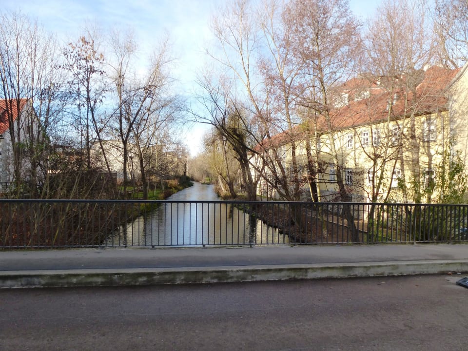 Fluß GERA hinter dem Gästehaus Gästehaus Nikolai