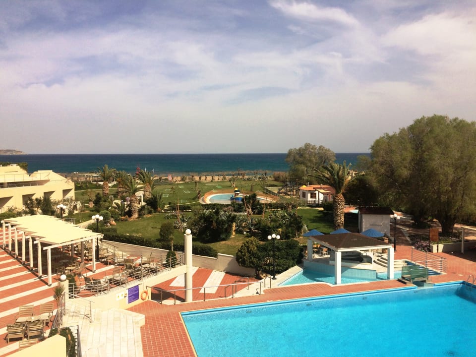 Pool Santa Marina Beach