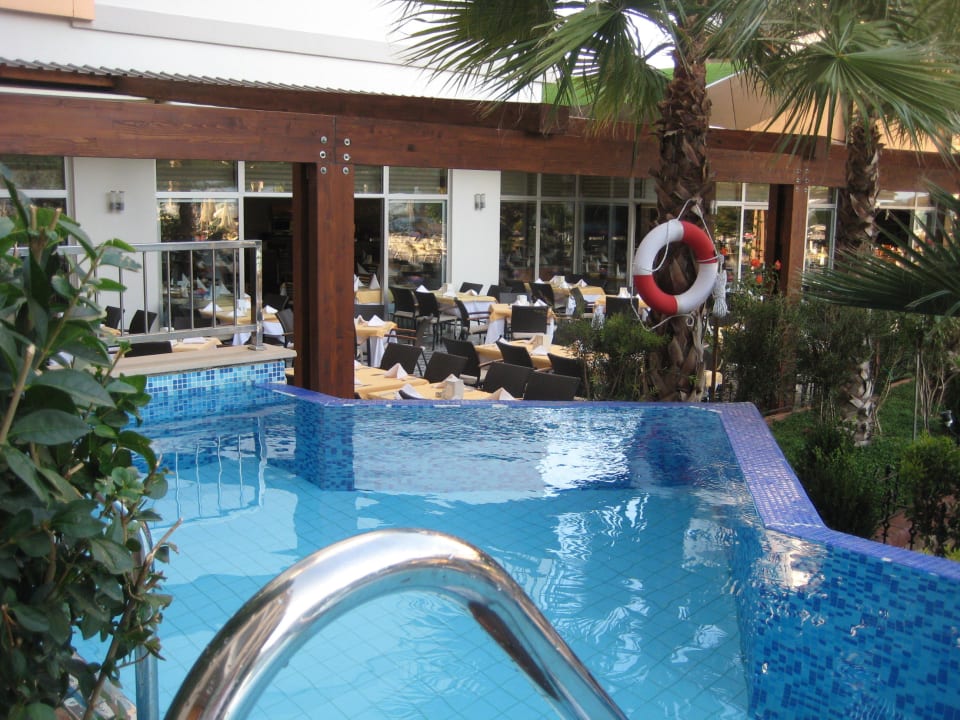 Ausblick aus dem Poolzimmer My Home Resort