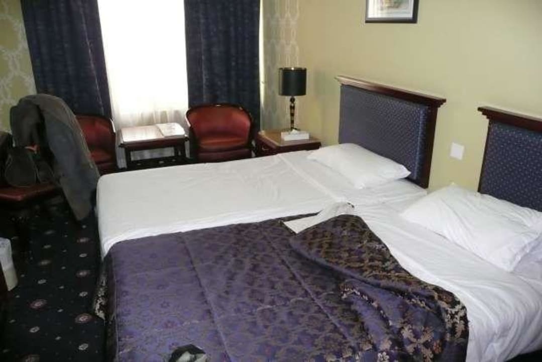 Zimmer innen Versailles by Raviz Hotel