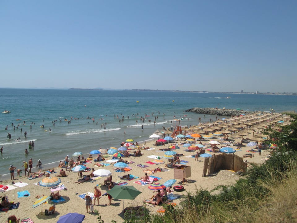 Direkter Strand am Hotel! Hotel Sineva Beach