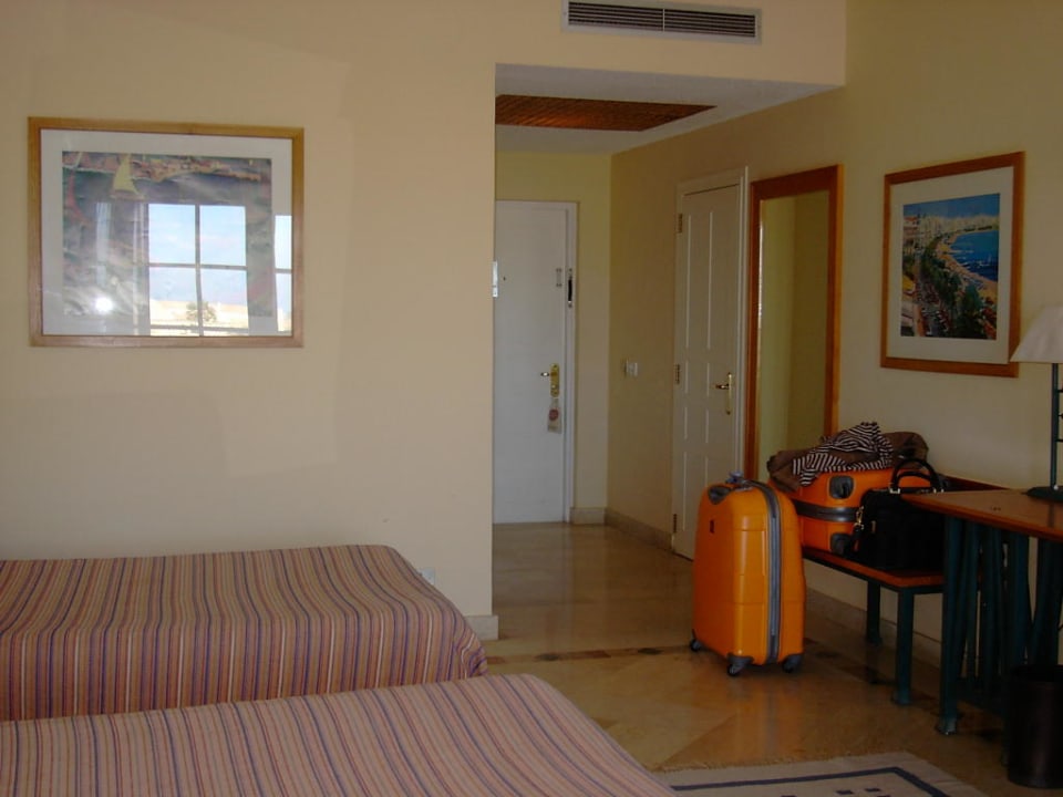 Standard-Doppelzimmer im Cluster 7 Mövenpick Resort & Spa El Gouna