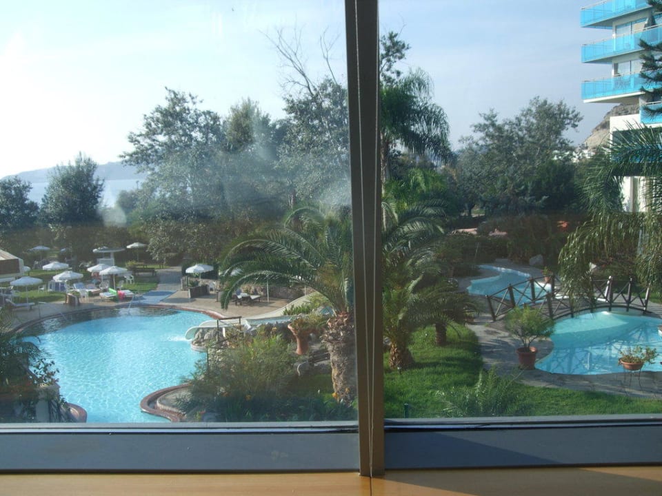 Ausblick vom Restaurant auf den Pool Hotel Calypso Beach