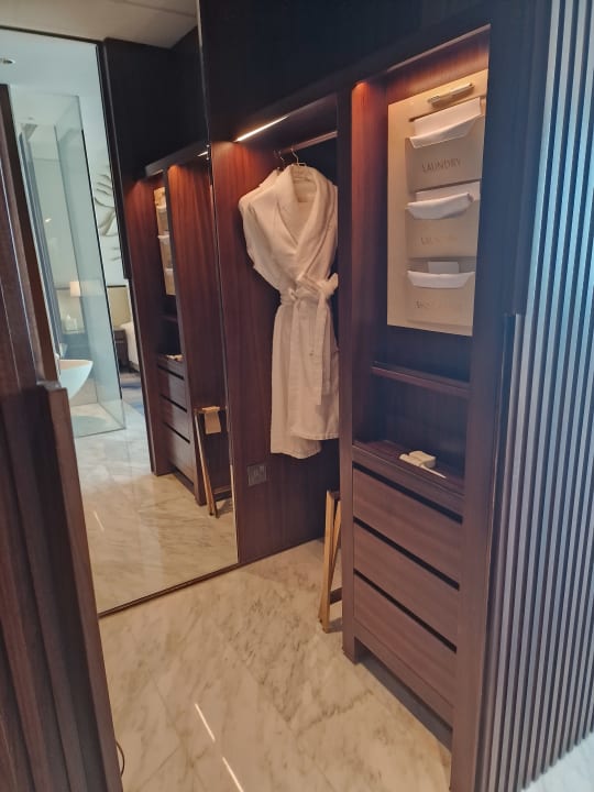 Zimmer Atlantis The Royal