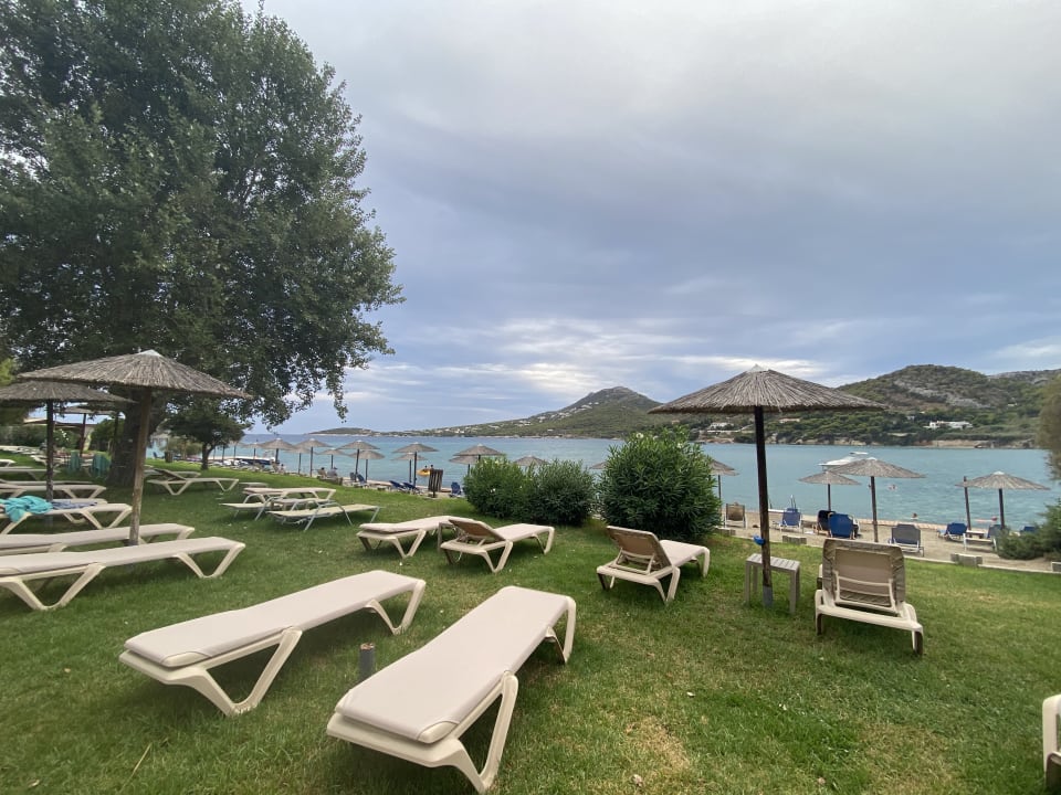 Gartenanlage Dolce by Wyndham Athens Attica Riviera