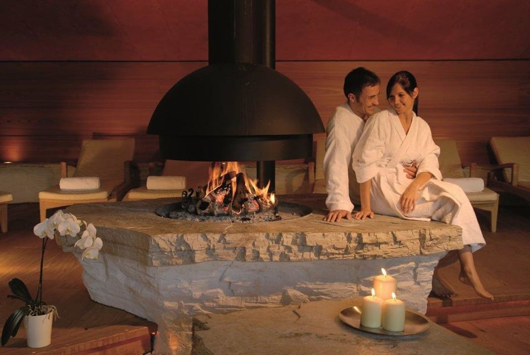 "Relaxen bei offenem Kamin" Hotel ADLER Spa Resort BALANCE (Ortisei
