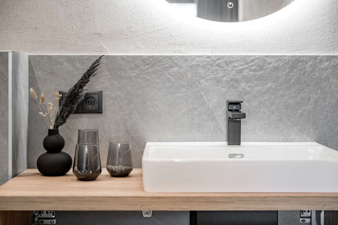 Sonstiges Falkners Five