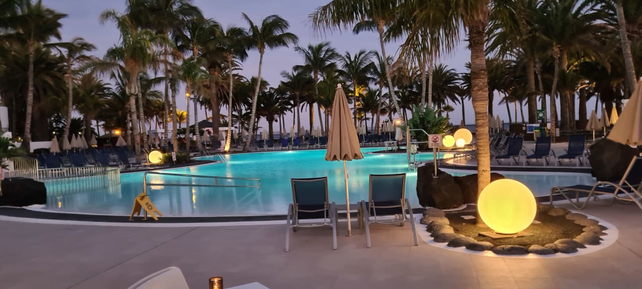 Pool Hipotels La Geria