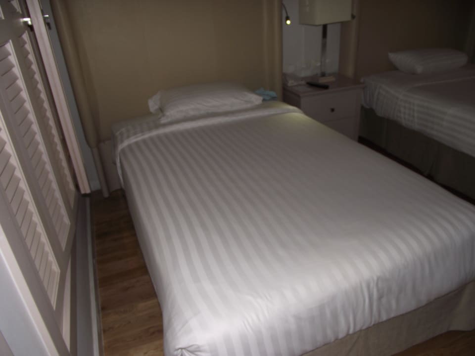 1. Bett Old Palace Resort Sahl Hasheesh