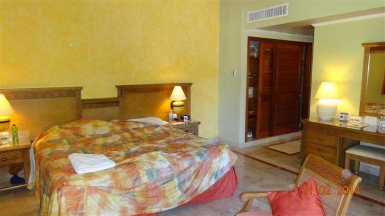 2 Grand Palladium Kantenah Resort & Spa