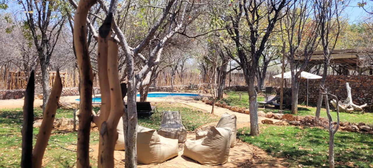 Gartenanlage Etosha Village