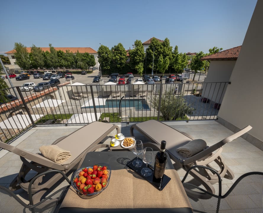 Außenansicht Villa Bernasconi