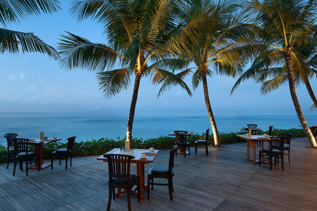 Gastro Candi Beach  Villas