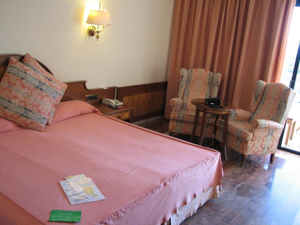 Zimmer Hotel Serrano Palace