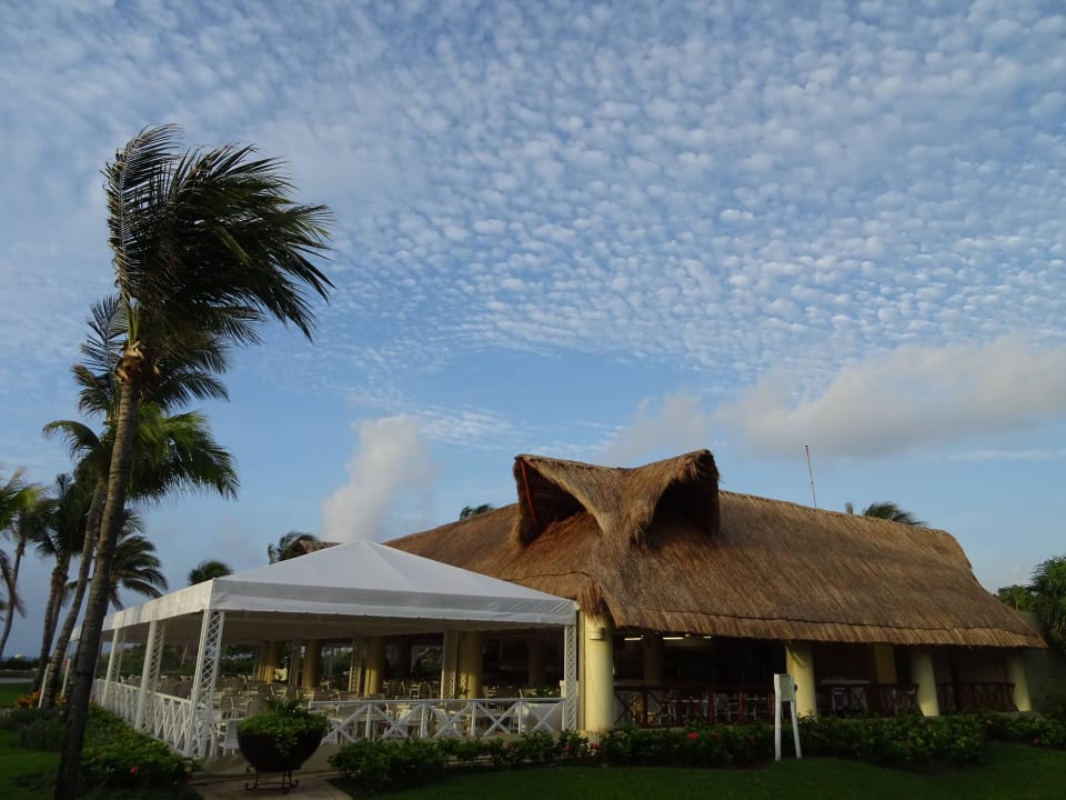 Das 24-Stunden-Restaurant Bahia Principe Luxury Akumal