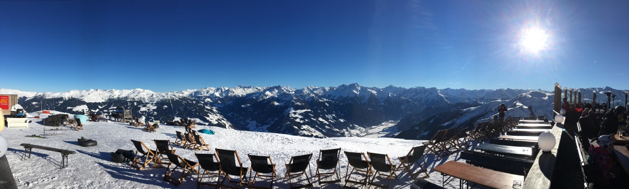 Panoramabild von Kristallhütte Hotel Zirbenhof